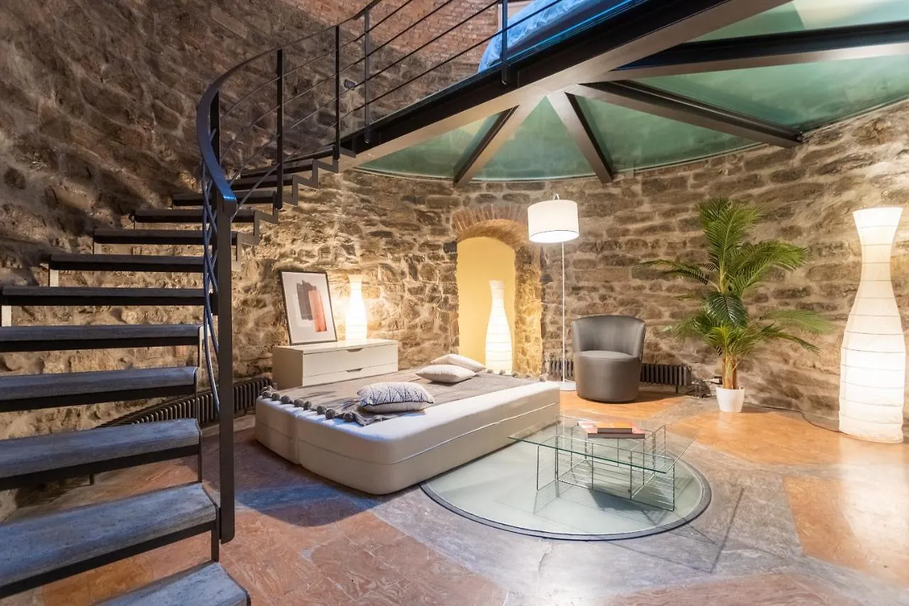 Ice Queen Chamber By Rent All Como 0*,  Italy