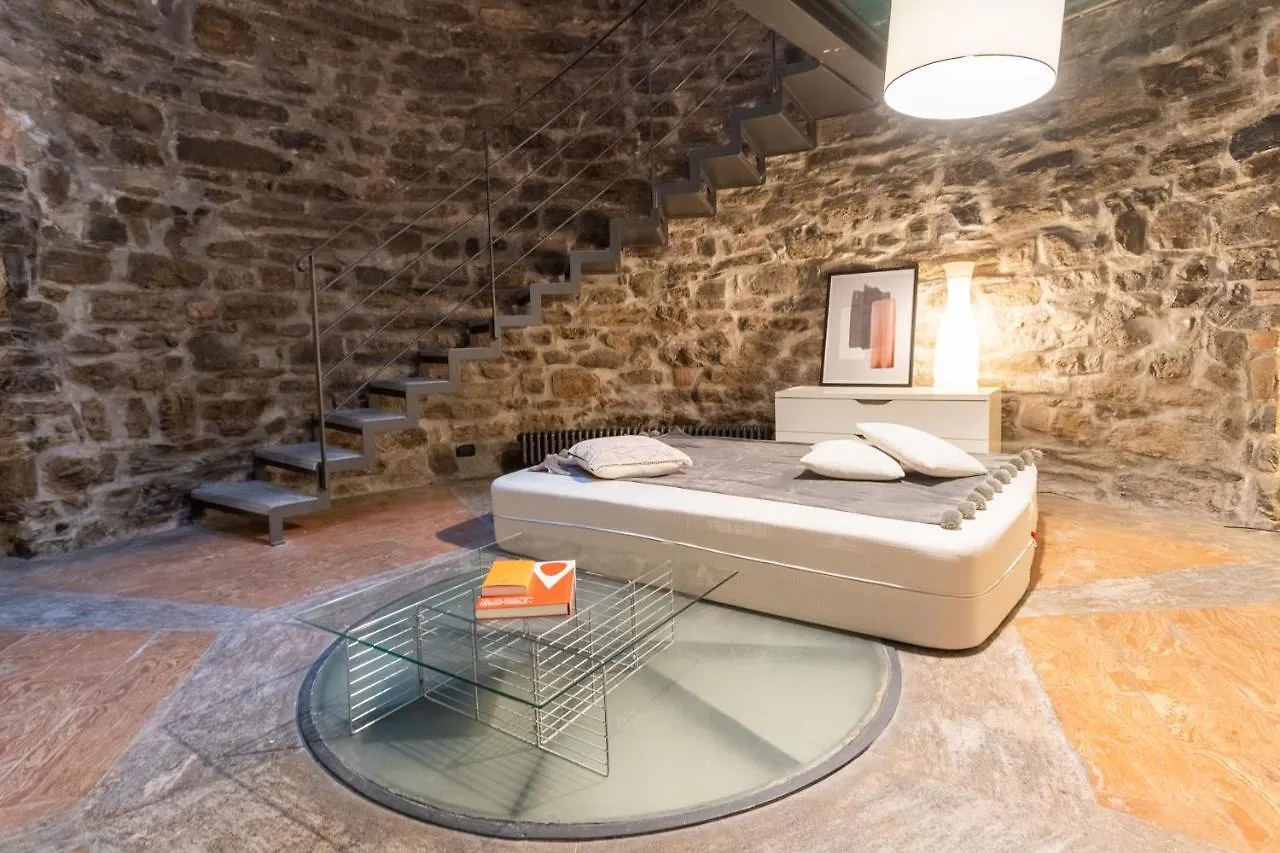 Ice Queen Chamber By Rent All Como Apartment